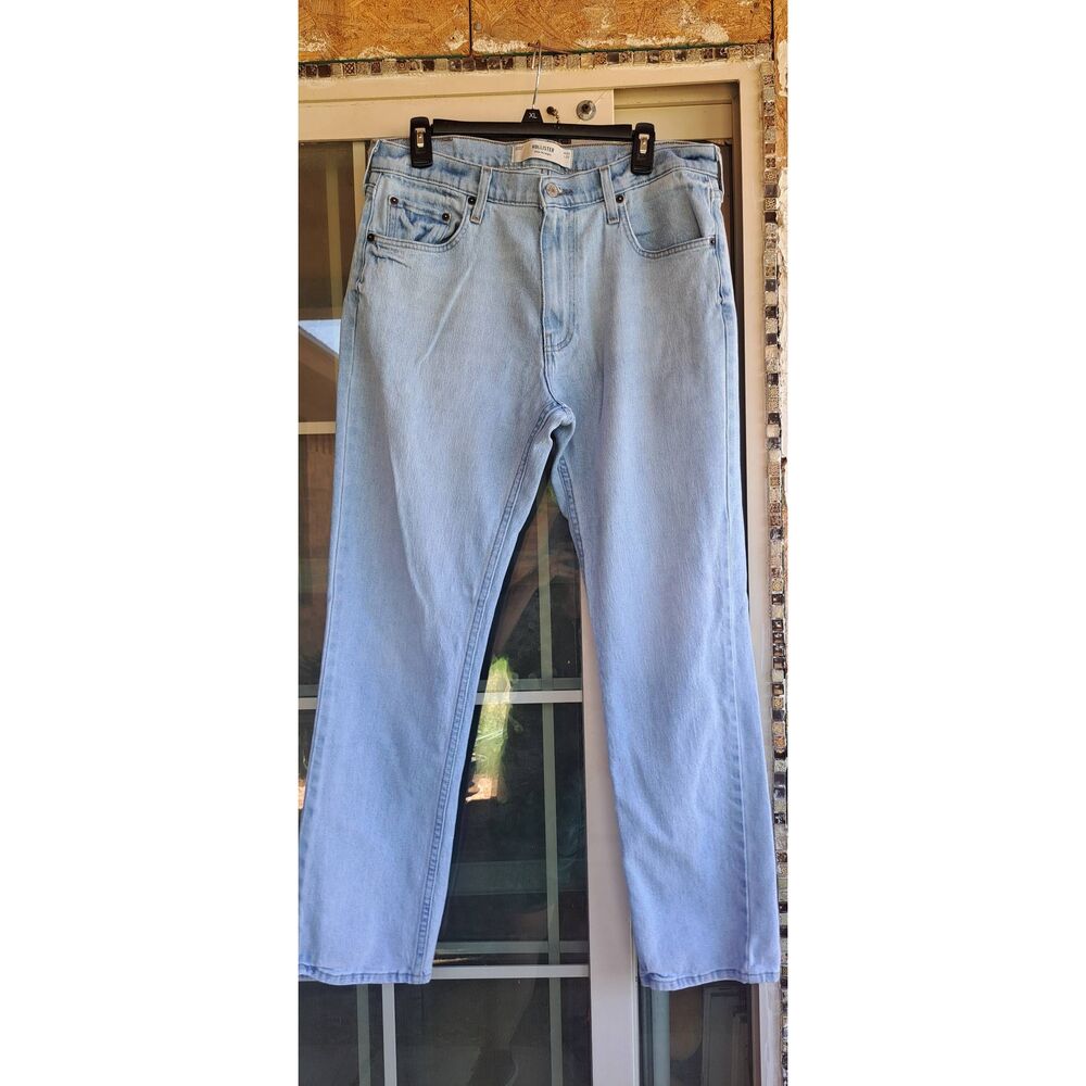 Hollister Men’s Slim Straight Jeans W33 L32 Light Wash Denim Made in Mexico